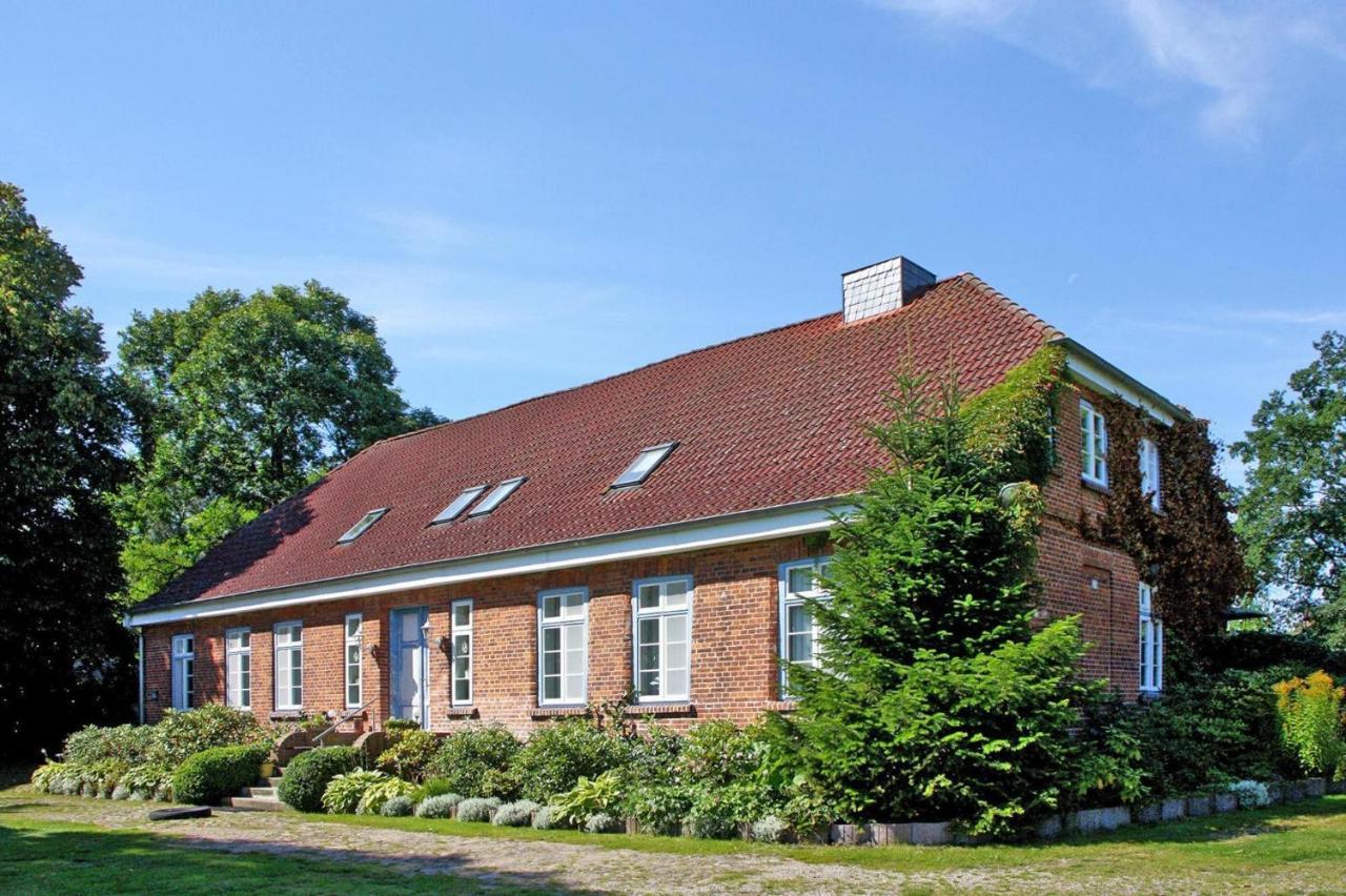 Ferienwohnung Im Gutshaus Schulenbrook Metelsdorf Exterior photo