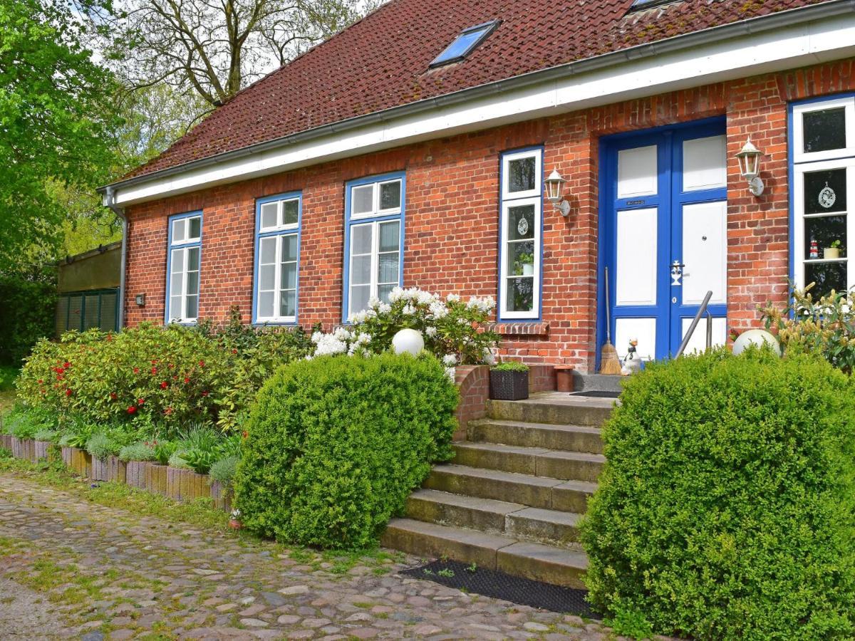 Ferienwohnung Im Gutshaus Schulenbrook Metelsdorf Exterior photo